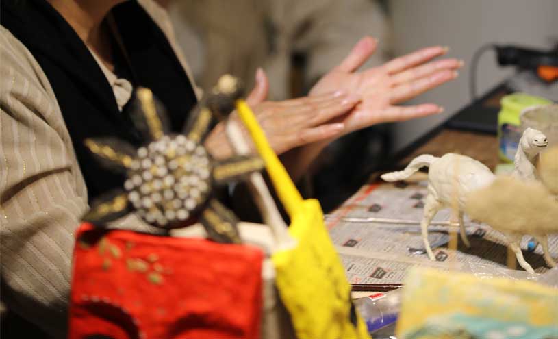 کارگاه های هم آموزی | Workshops - مبلمان هارمونی Workshop-papier-mache