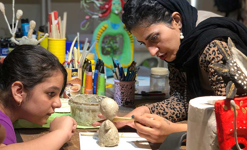 کارگاه های هم آموزی | Workshops - مبلمان هارمونی Workshop-papier-mache4
